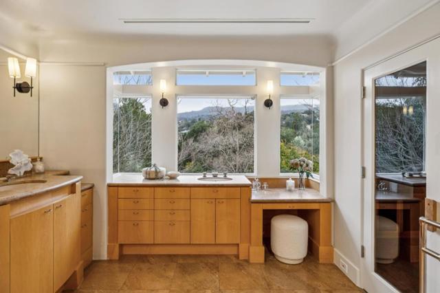 24292 Elise Court, Los Altos Hills CA: https://media.crmls.org/mediaz/d6378fff-a20f-442c-9203-bfe869e82fbf.jpg