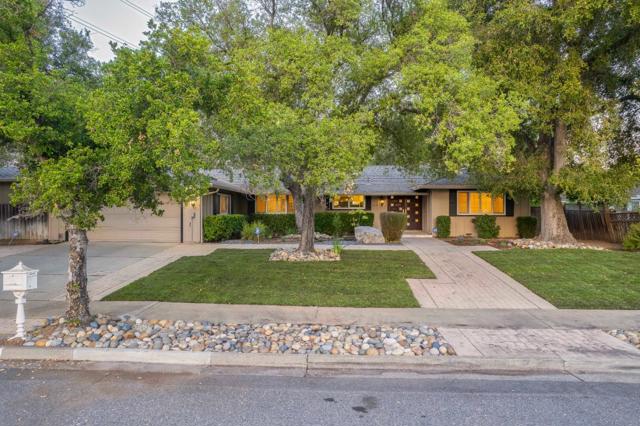 13010 Glen Brae Drive, Saratoga CA: https://media.crmls.org/mediaz/d637975b-36d9-4099-be95-227639835a1a.jpg