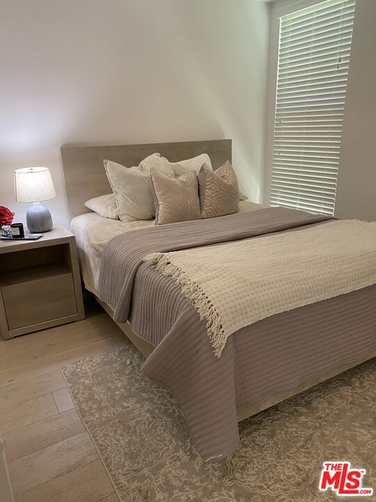 23901 Civic Center Way, Malibu CA: https://media.crmls.org/mediaz/d6387376-2bcc-488c-ad7c-b9d47ebbae44.jpg