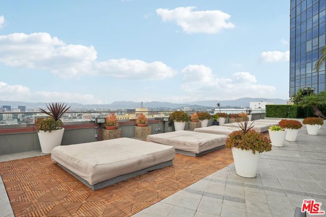 1100 Wilshire Boulevard, Los Angeles CA: https://media.crmls.org/mediaz/d638cd07-6b58-4ce6-a7c0-5314e2c1ccfe.jpg