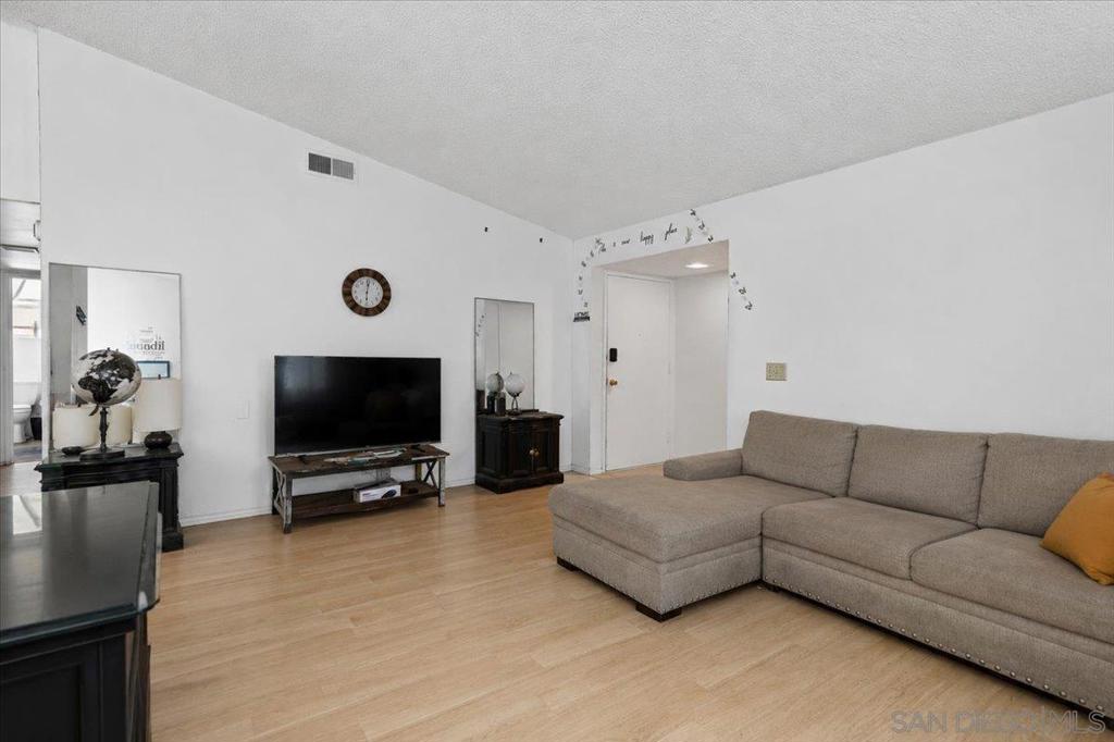 11315 Red Cedar Ln - photo 7