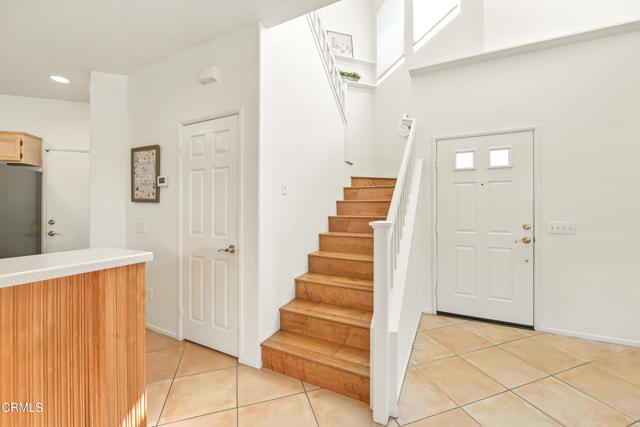 1529 La Verada Court, Camarillo CA: https://media.crmls.org/mediaz/d63ae1f3-42cb-4878-ae69-d7c38416bf13.jpg