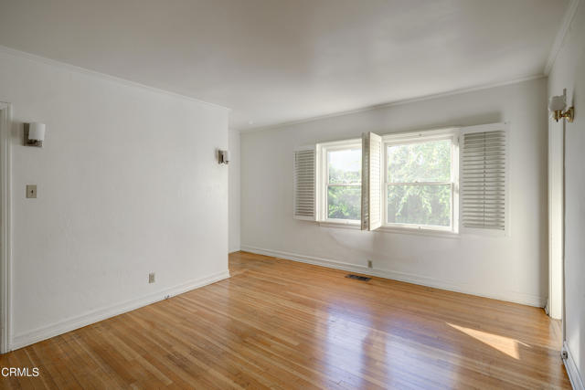 Detail Gallery Image 21 of 37 For 4463 Commonwealth Ave, La Canada Flintridge,  CA 91011 - 3 Beds | 2 Baths