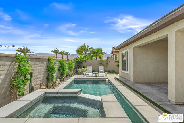 76 Claret, Rancho Mirage CA: https://media.crmls.org/mediaz/d63ba7ad-ae2e-4cf9-9cf0-eb69d63388b4.jpg