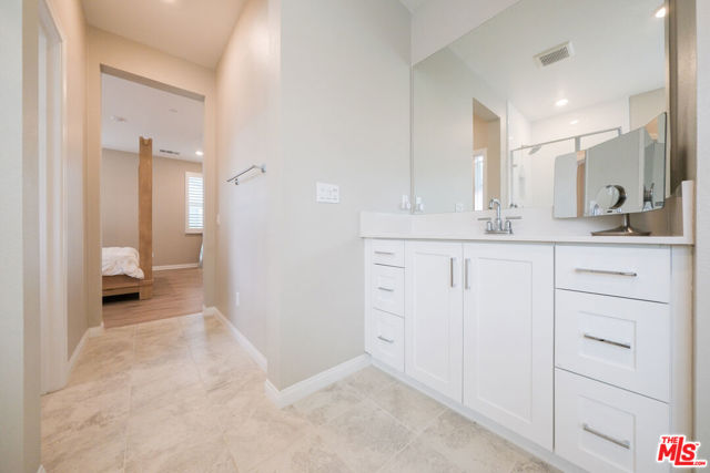 1681 Whitmore Loop, Chula Vista CA: https://media.crmls.org/mediaz/d63bfc9b-dd7e-47d8-a965-b2a0e1a88f0b.jpg