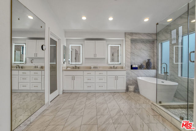 17764 Sidwell Street, Granada Hills CA: https://media.crmls.org/mediaz/d63c1619-3440-498c-b2e5-6856fe63c136.jpg