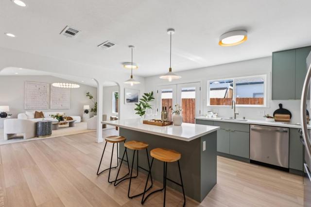 1034 Delaware Way, Livermore CA: https://media.crmls.org/mediaz/d63c22f2-bc1c-4d10-a7a5-7e110f4395c7.jpg