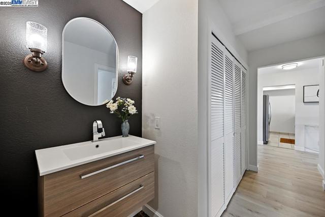 456 Mariners Island Blvd, San Mateo CA: https://media.crmls.org/mediaz/d63c6d22-83ec-4609-be5e-bbc4339b84ee.jpg