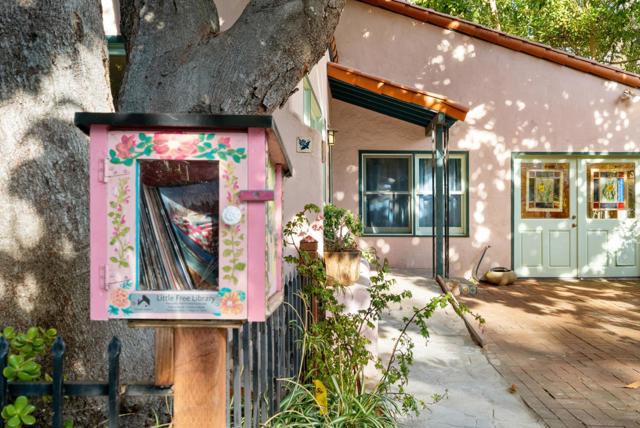 312 Elm Street, Santa Cruz CA: https://media.crmls.org/mediaz/d63cf093-c57c-4d0c-8d58-d053903622f3.jpg