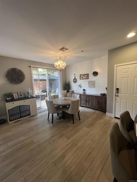 Detail Gallery Image 3 of 23 For 4113 Peninsula Dr, Carlsbad,  CA 92010 - 3 Beds | 2/1 Baths