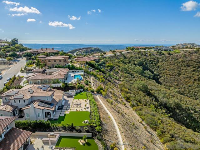 18226 Avenida Apice, Rancho Santa Fe, California 92067, 5 Bedrooms Bedrooms, ,4 BathroomsBathrooms,Single Family Residence,For Sale,Avenida Apice,250001348SD