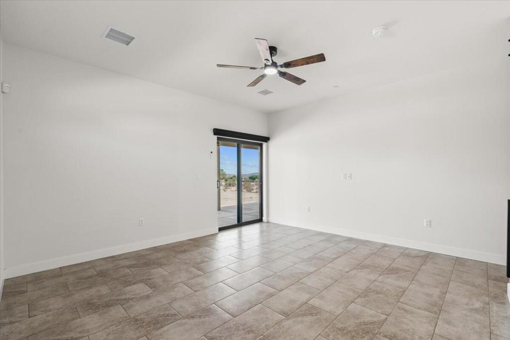 MLS #219138034PS image #12