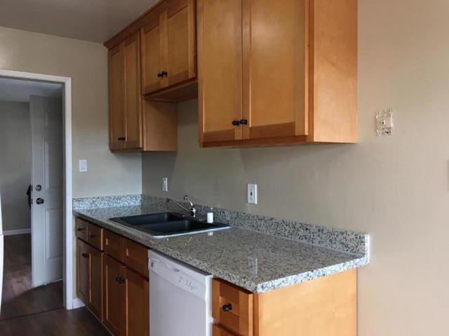 755 E Duane Avenue, Sunnyvale CA: https://media.crmls.org/mediaz/d63e7055-deff-42cd-af03-c5051ede05e8.jpg