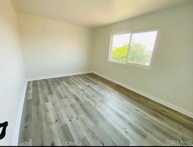 Home for Sale in Lakeside