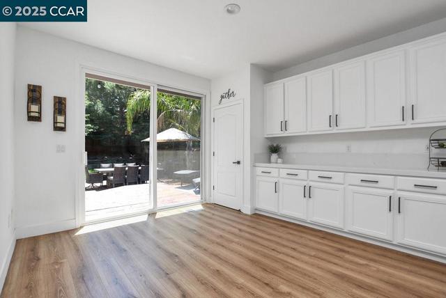 7016 Molluk Way, Clayton CA: https://media.crmls.org/mediaz/d63ed18b-40b7-4f88-aba0-ad73050b3015.jpg