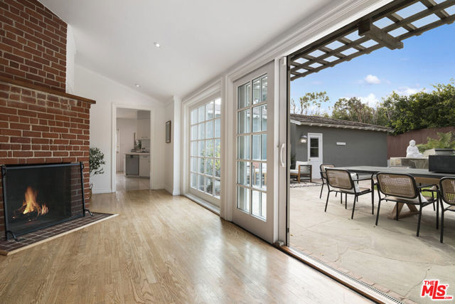 Drew Fenton | 157 N Woodburn Drive Los Angeles CA | MLS: 7226976