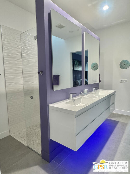 4321 Lumina Way, Palm Springs CA: https://media.crmls.org/mediaz/d64064c7-ec52-414f-867d-60251379da74.jpg