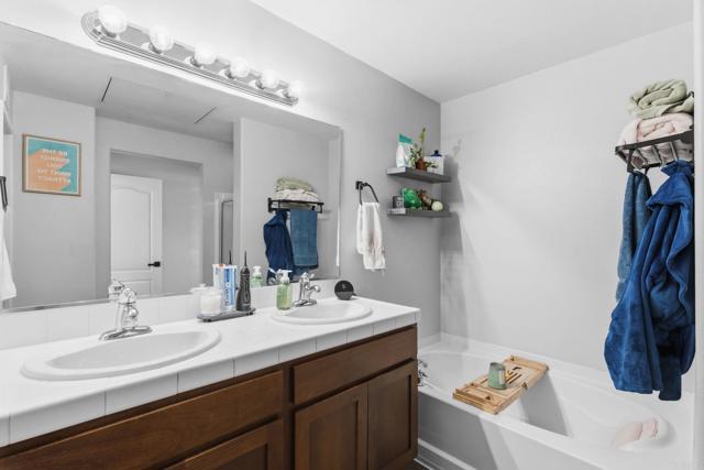 Detail Gallery Image 22 of 31 For 1603 Yellow Pine Pl, Chula Vista,  CA 91915 - 3 Beds | 3/1 Baths