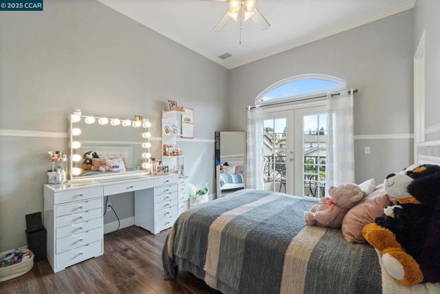 2550 E Jenny Ave, Fresno CA: https://media.crmls.org/mediaz/d641170c-c2bc-42bd-a61c-ca67901619b9.jpg