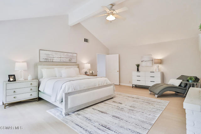 29153 Oakpath Drive, Agoura Hills CA: https://media.crmls.org/mediaz/d641afc9-85e5-4eba-9950-1b18f8696f73.jpg