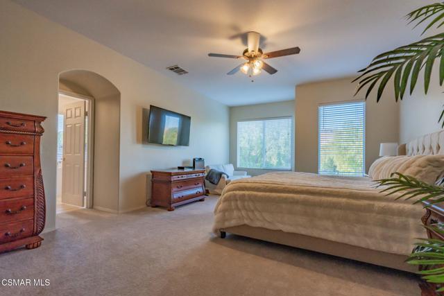 4260 Crabapple Court, Moorpark CA: https://media.crmls.org/mediaz/d6440d65-8d6c-44fd-b81d-844c338916c8.jpg