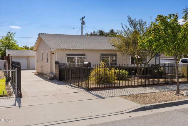 614 N Lemon AVE