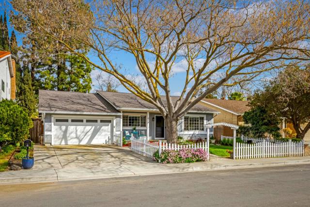 62 Park Sharon Drive, San Jose CA: https://media.crmls.org/mediaz/d64653bf-5e30-4568-8798-86d622955523.jpg