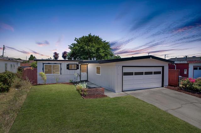 6364 Thomas Avenue, Newark CA: https://media.crmls.org/mediaz/d647593c-df2b-425f-81b3-a8f05914b8a2.jpg