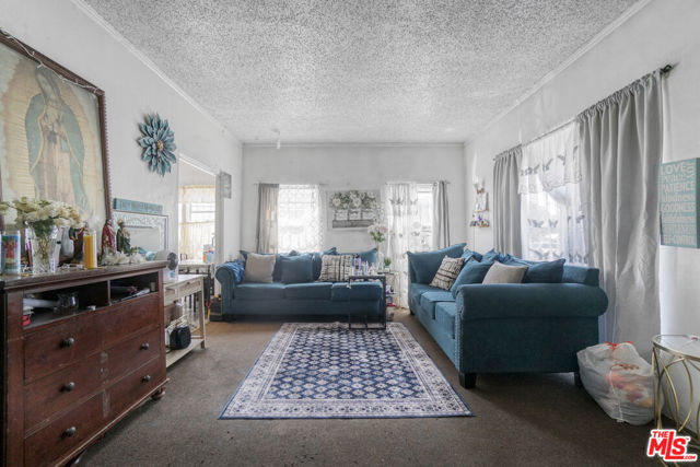 2074 W 54th Street, Los Angeles CA: https://media.crmls.org/mediaz/d647bd0b-8895-4335-92ff-5937d0f55e4d.jpg