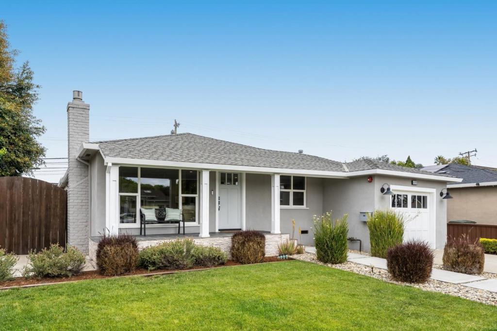 409 Poinsettia Avenue