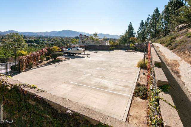 2623 Antonio Drive, Camarillo CA: https://media.crmls.org/mediaz/d648011b-032c-4e8d-bc8e-1833df38f905.jpg