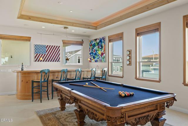 1135 Capri Way, Oxnard CA: https://media.crmls.org/mediaz/d64877c1-e1d6-48de-b400-0b2246f5fb48.jpg