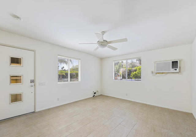 68286 Grandview Avenue, Cathedral City CA: https://media.crmls.org/mediaz/d6488f4a-8c3e-4f1b-89a0-e1c9b0a14476.jpg