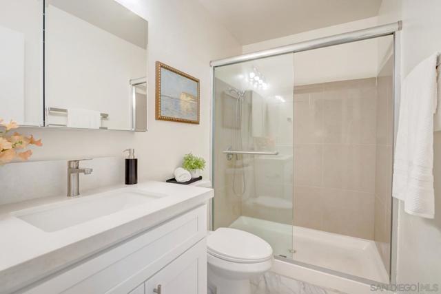 Image 15 of 29 For 11081 Via San Marco