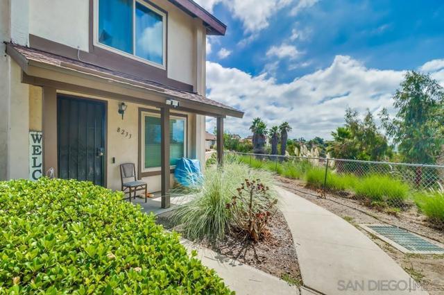 8233 Warmwood Ave, Spring Valley CA: https://media.crmls.org/mediaz/d649f099-f0cb-4dc2-b1eb-943f464275cf.jpg