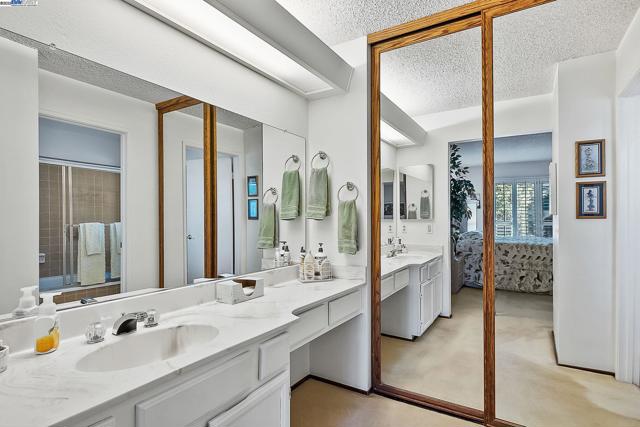 3803 Cheshire Ct, Pleasanton CA: https://media.crmls.org/mediaz/d64a26f8-31dc-49e1-80d9-00b1306bd98b.jpg