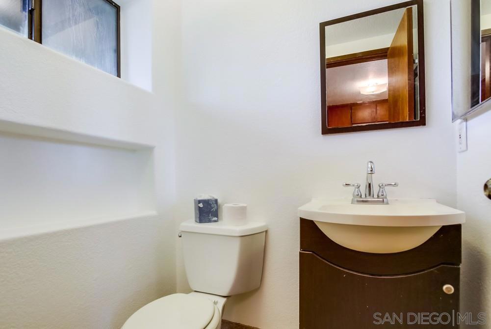 MLS #250035021SD image #29