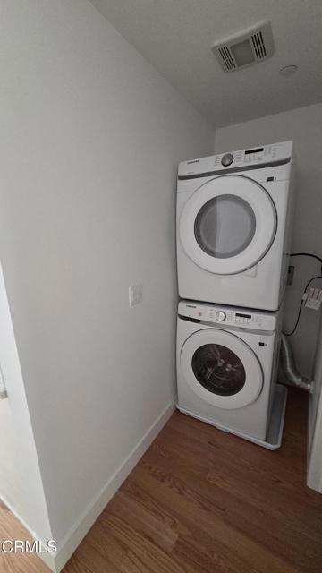 Detail Gallery Image 4 of 17 For 917 N Ridgewood Pl, Los Angeles,  CA 90038 - 3 Beds | 3 Baths