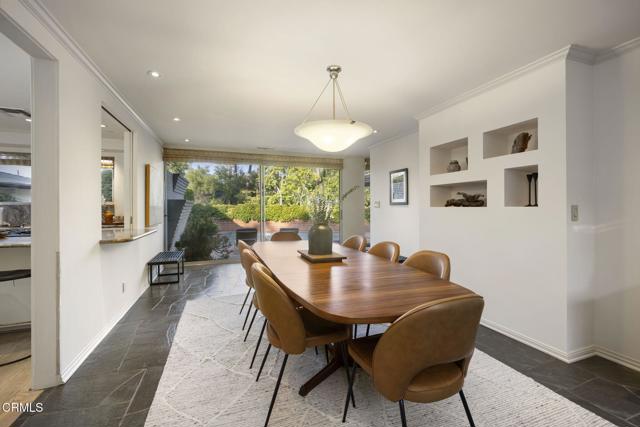 635 Rockwood Road, Pasadena CA: https://media.crmls.org/mediaz/d64c3dfd-aa3b-4384-85cd-1e95c91432b1.jpg