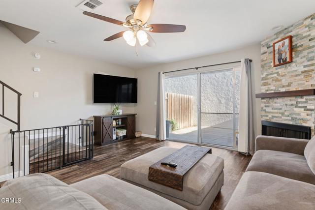 Detail Gallery Image 3 of 15 For 3175 Kelp Ln, Oxnard,  CA 93035 - 2 Beds | 1/1 Baths