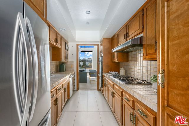 10794 Wilkins Avenue, Los Angeles CA: https://media.crmls.org/mediaz/d64e0d9e-fa63-4b15-ba0e-f788dd944931.jpg