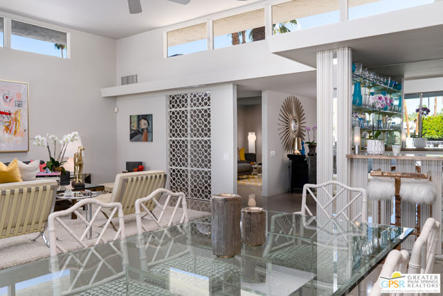 2324 Camino Vida, Palm Springs, CA 92264