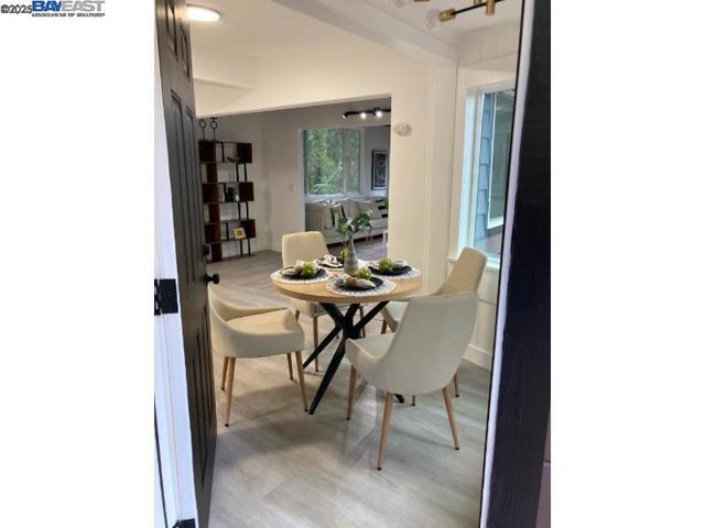 21401 Santa Clara Ave, Monte Rio CA: https://media.crmls.org/mediaz/d64e9f14-7c29-4360-b8b9-509a72d19998.jpg