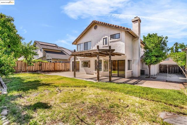4820 RIDGEVIEW DRIVE, Antioch CA: https://media.crmls.org/mediaz/d64f4c3d-b04f-44e7-bf49-9dce4c4a567e.jpg