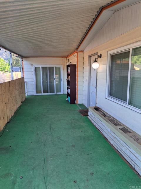 15613 Hawley Court, El Cajon CA: https://media.crmls.org/mediaz/d64ff00a-2fc6-4fa2-b894-a99caf0e990a.jpg