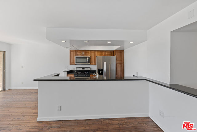 2700 Cahuenga Boulevard, Los Angeles CA: https://media.crmls.org/mediaz/d650bd77-1022-4f55-9381-0e7e18a23882.jpg