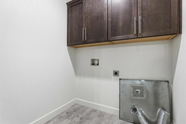 17985 Cantabria Lane, Morgan Hill CA: https://media.crmls.org/mediaz/d650f8b6-8519-4581-8bd9-ec651a5b81dd.jpg