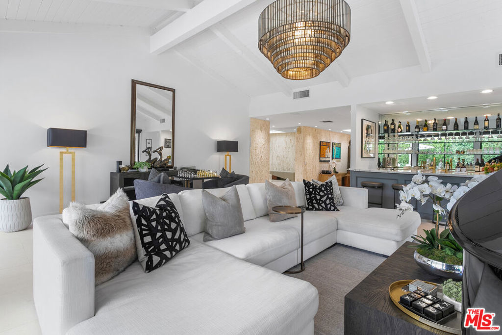 MLS #25563839 image #11