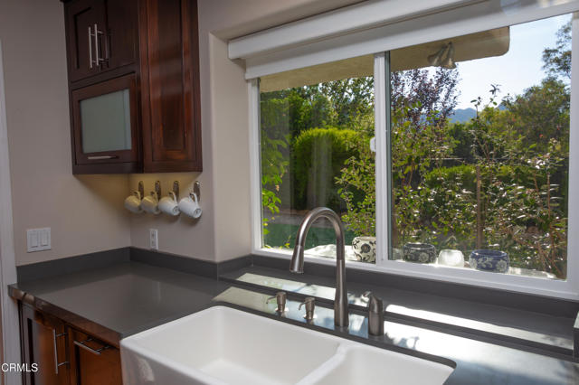 Detail Gallery Image 14 of 26 For 548 Live Oak Circle Dr, Calabasas,  CA 91302 - 5 Beds | 3 Baths