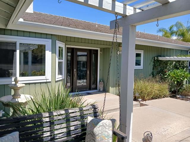 243 Horizon Hills, El Cajon CA: https://media.crmls.org/mediaz/d6522be8-c92a-4f14-aa77-0979954320a9.jpg